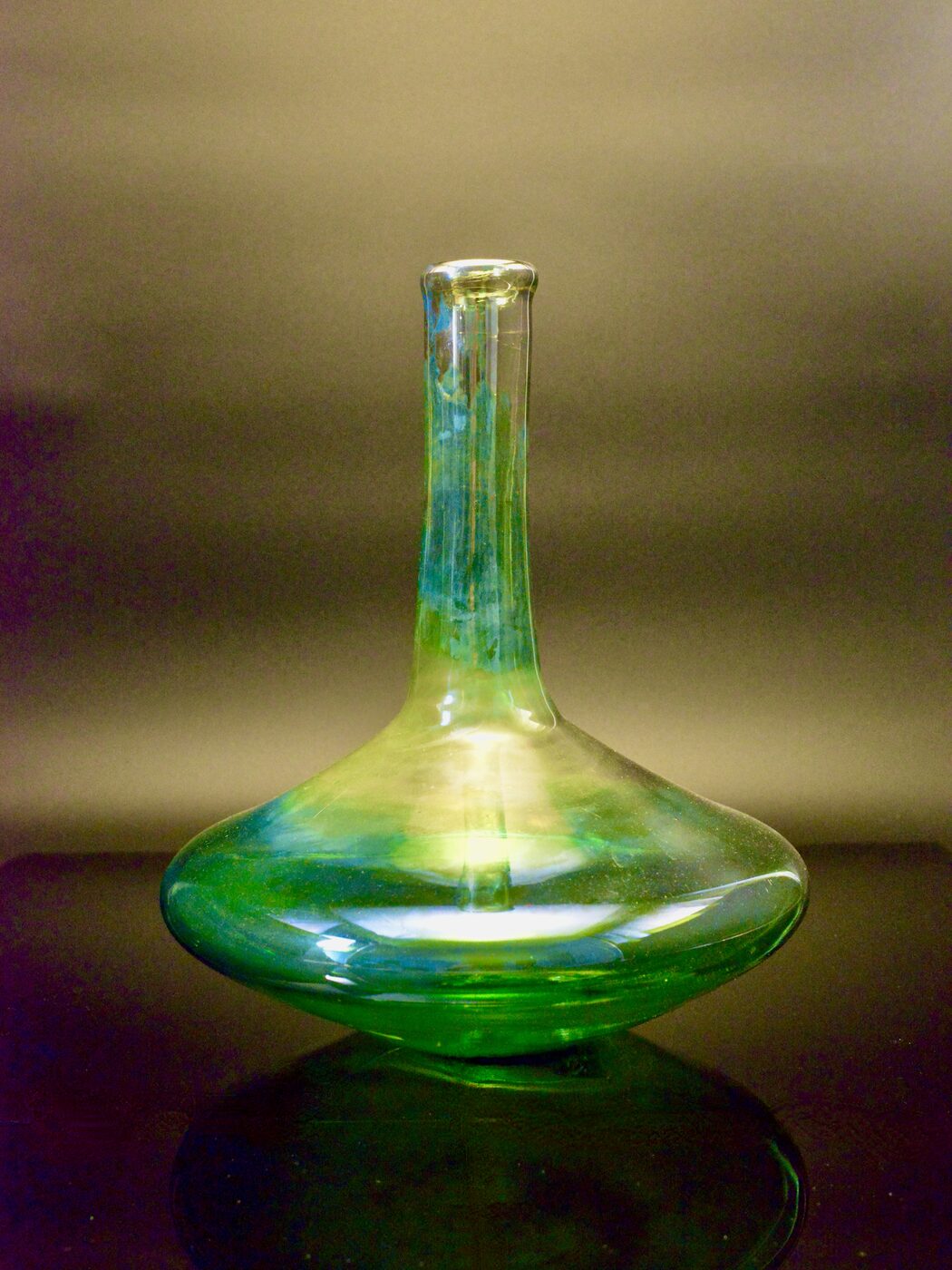Djinn Bottle in Metallic Green