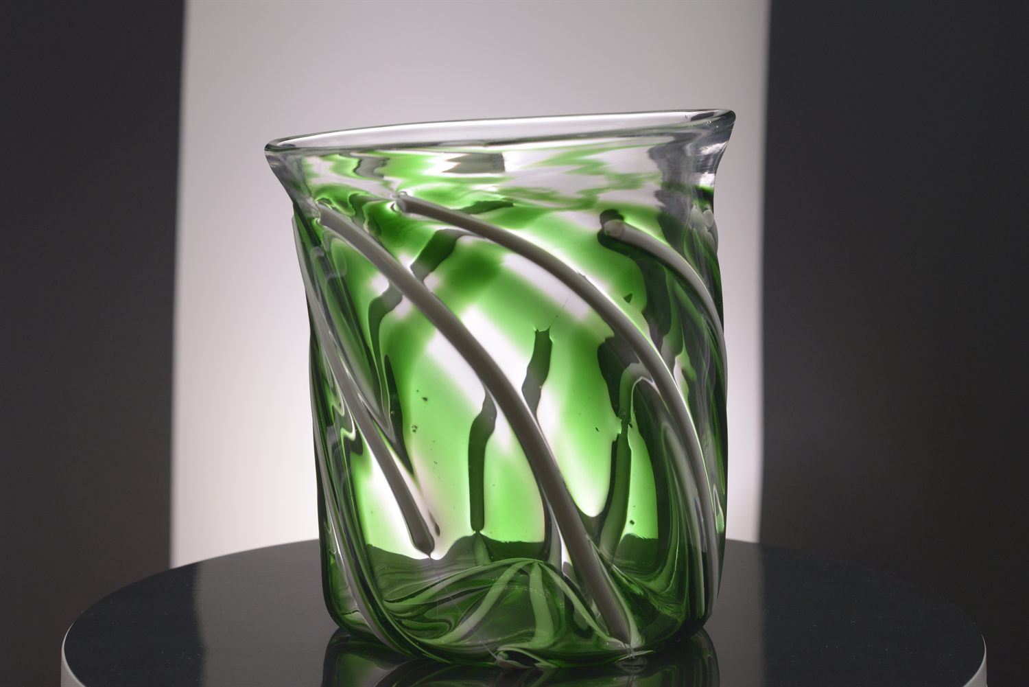 Vase in Translucent Green and Hard White Cane